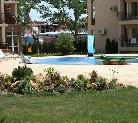 Studio Holiday Fort Club Apartman