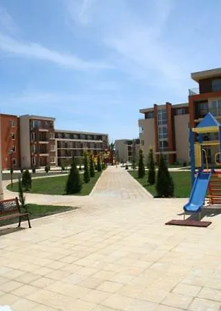 Studio Holiday Fort Club Apartman Napospart
