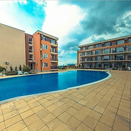 Studio Holiday Fort Club Daire Sunny Beach